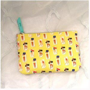 Ipsy beach makeup bag